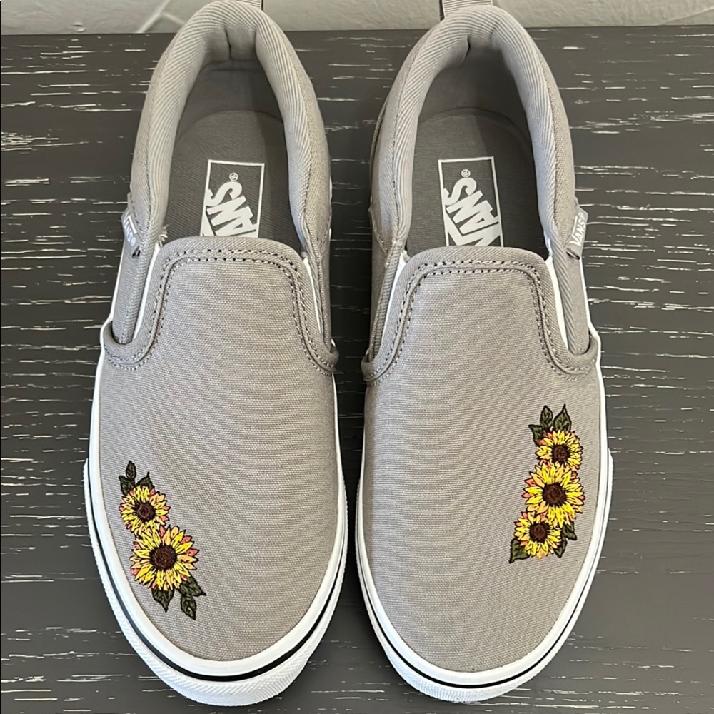 Vans Gray Slip-On Sneakers with Sunflower Embroidery (Like New)